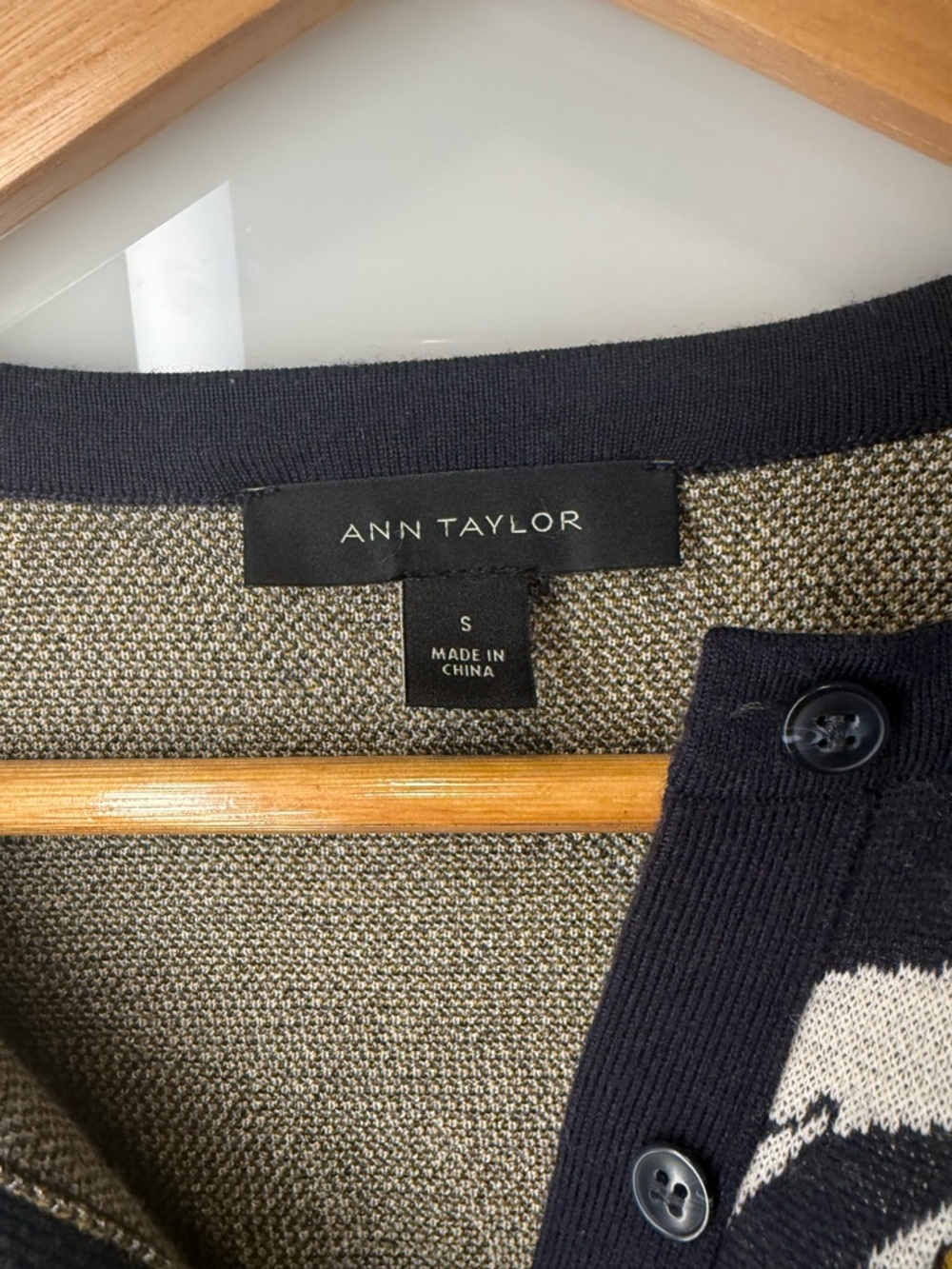 Ann Taylor Merino Wool 2 Pieces- Cardigan & Vest - Picture 2 of 8